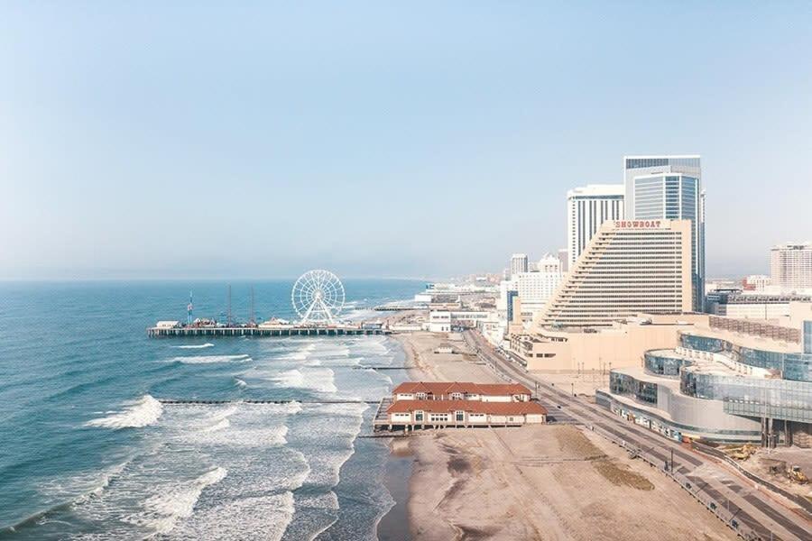 Sleep Six Cozysuites, 1Br 2Ba On The Boardwalk Атлантик Сити Экстерьер фото