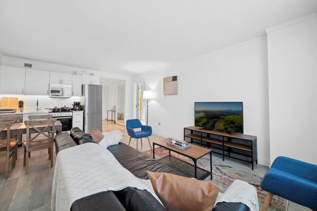 Sleep Six Cozysuites, 1Br 2Ba On The Boardwalk Атлантик Сити Экстерьер фото